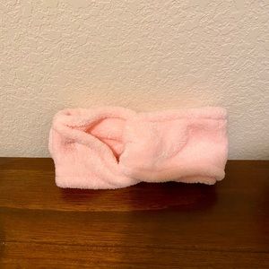 Banila co. Pink spa headband